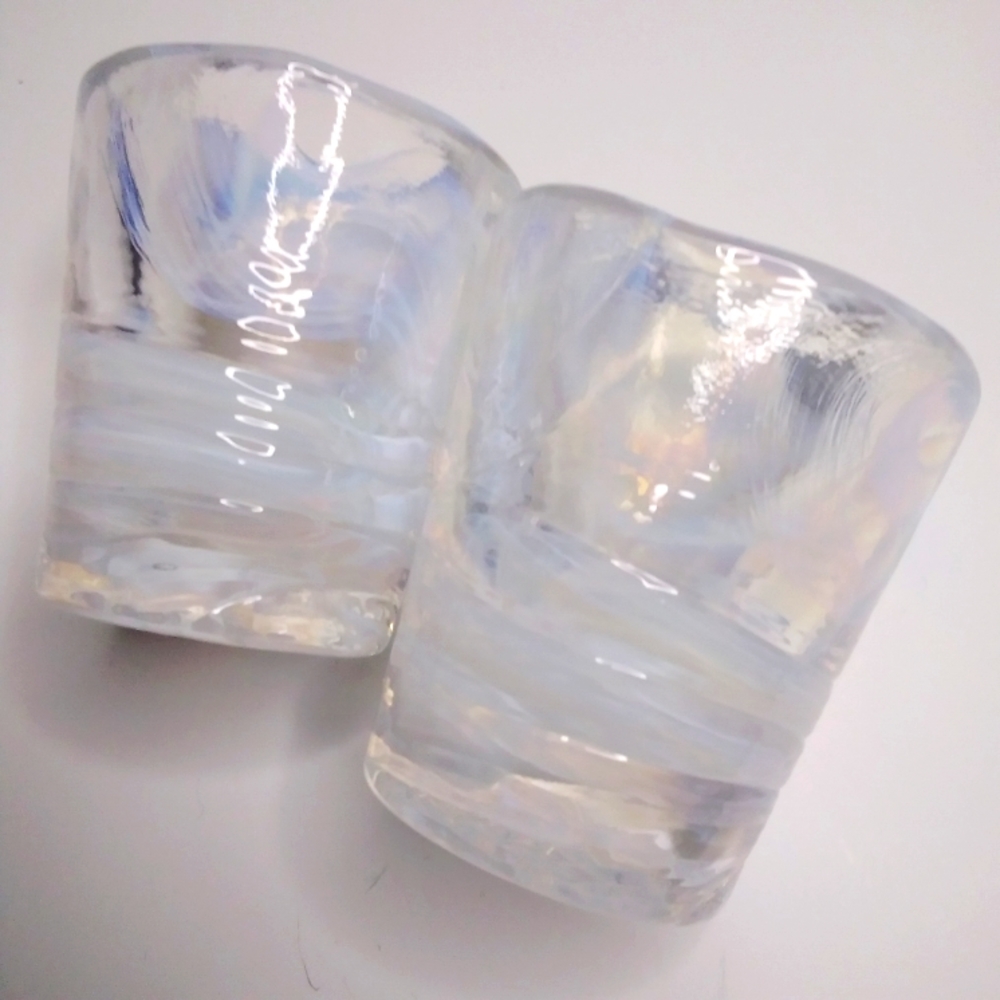 Pair of vintage Sweden 🇸🇪 Kosta boda shot glasses by Ulrica Hydman Vallien.
